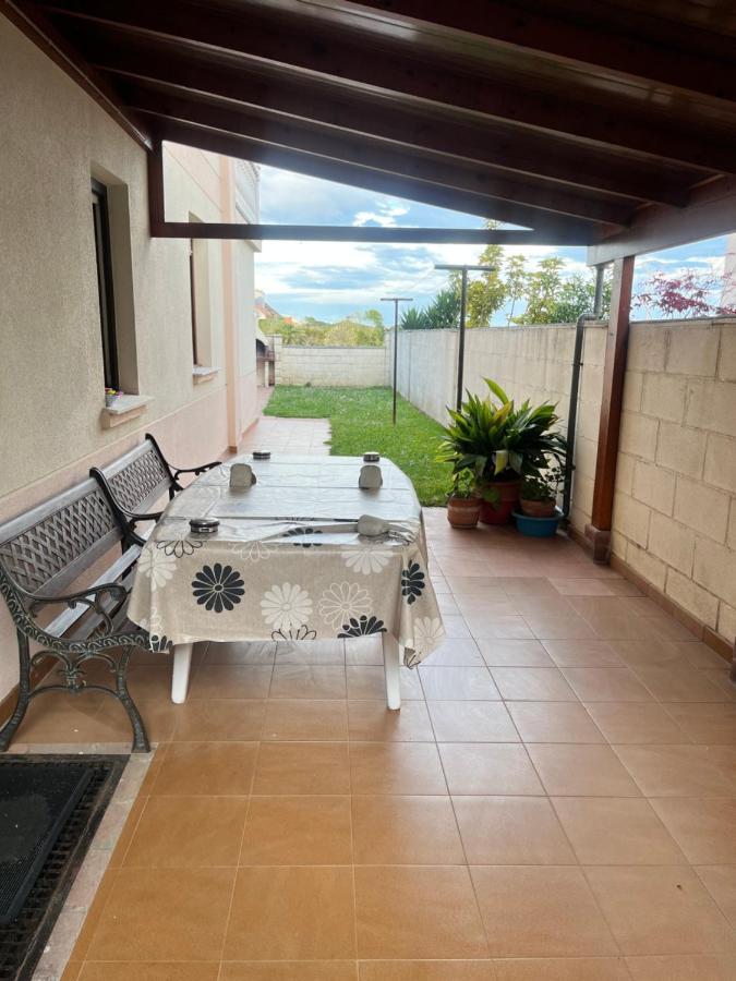 Liencres Tranquilo Con Piscina Comunitaria Apartman Kültér fotó