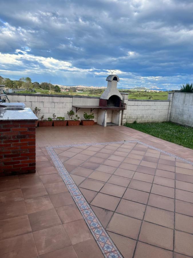 Liencres Tranquilo Con Piscina Comunitaria Apartman Kültér fotó