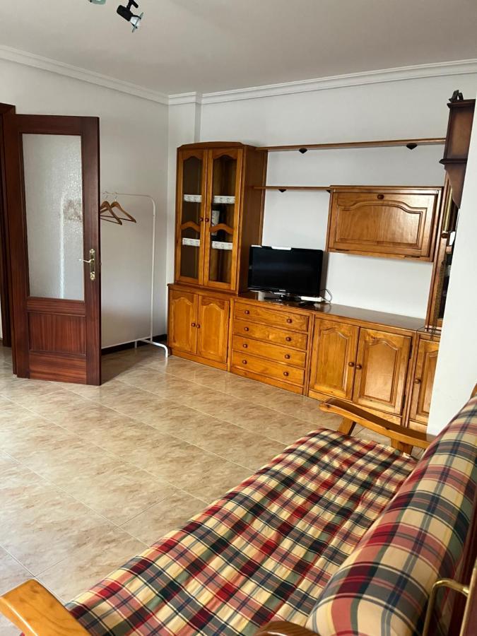 Liencres Tranquilo Con Piscina Comunitaria Apartman Kültér fotó
